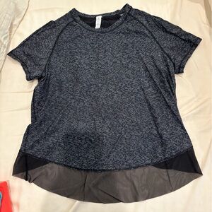 Lululemon Athletica Gray Asymmetrical Short Sleeve T-Shirt